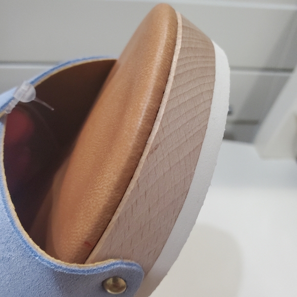 Blue suade clog sandals in size 8 new with tags by Donna Toscana made in… - Picture 5 of 7